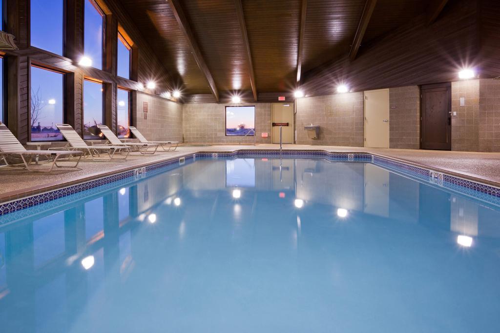 Americinn By Wyndham Blue Earth Kültér fotó